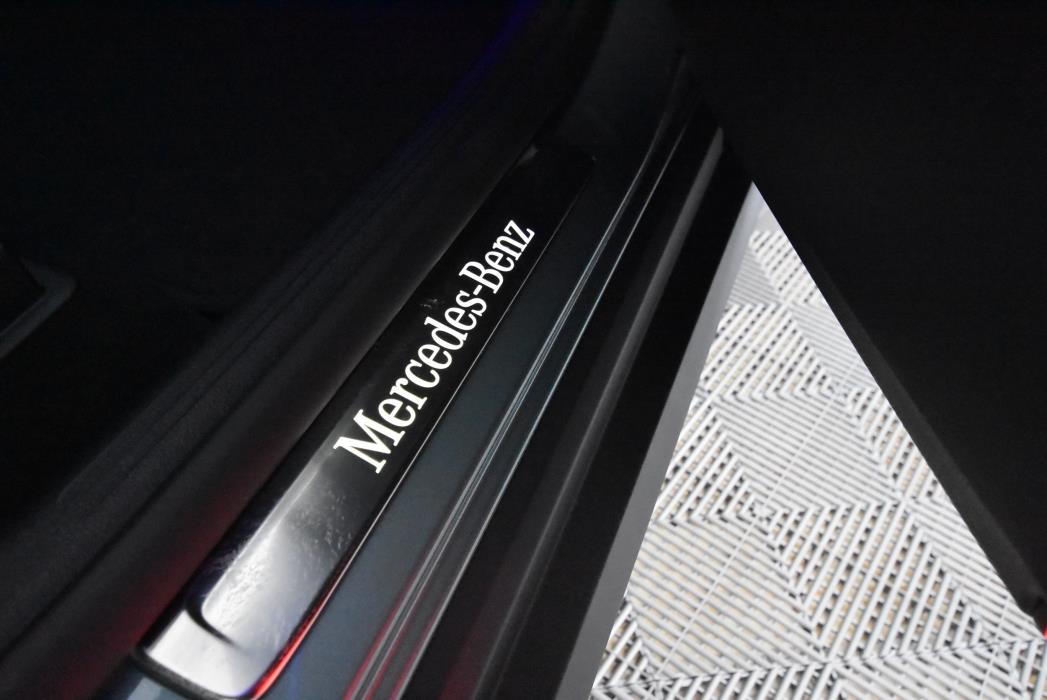 Mercedes-Benz GLC 2025