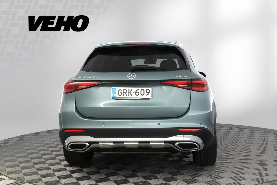 Mercedes-Benz GLC 2025