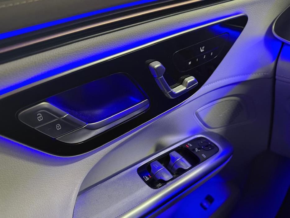 Mercedes-Benz EQE SUV 2023