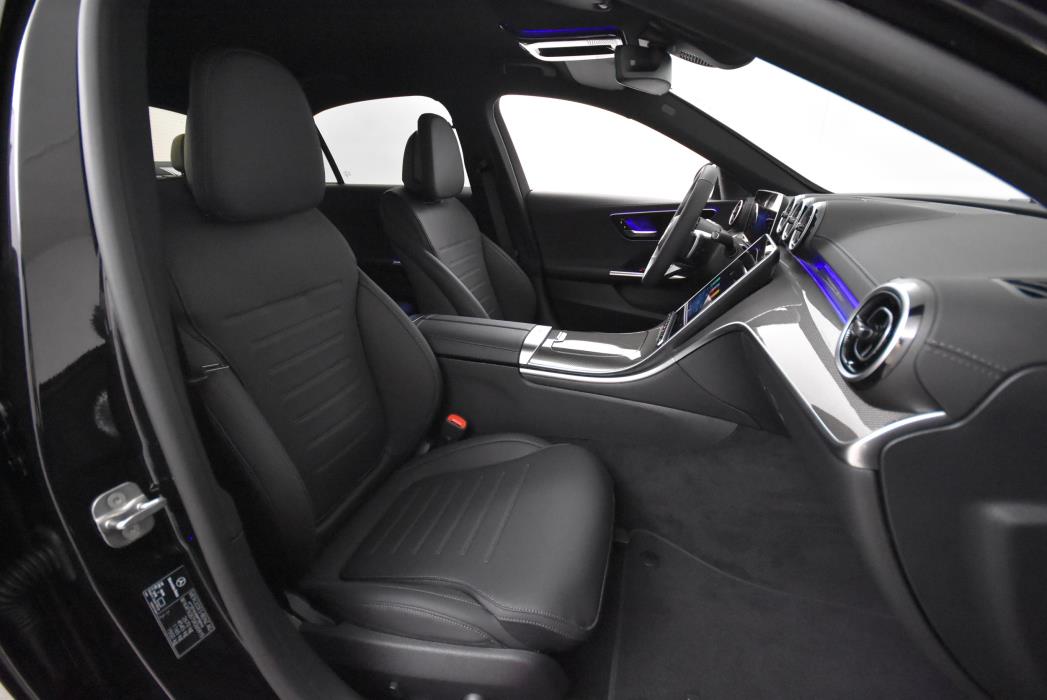 Mercedes-Benz C 2025