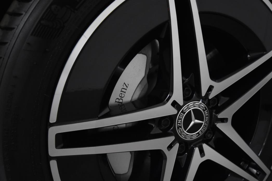 Mercedes-Benz C 2025