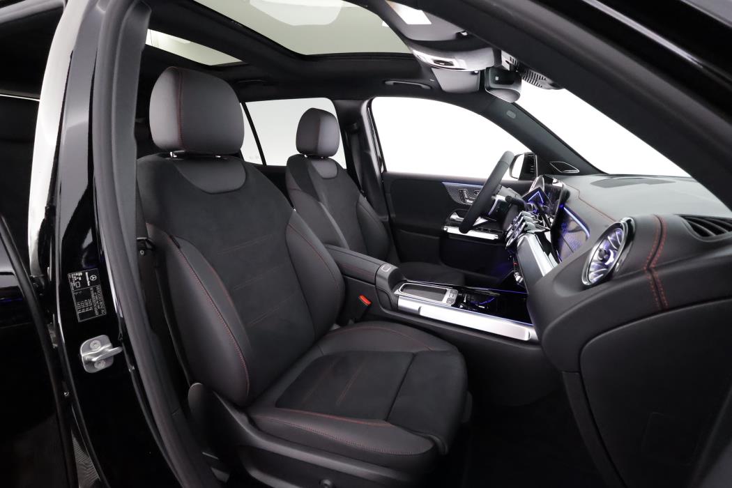 Mercedes-Benz EQB 2025