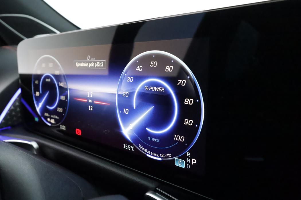 Mercedes-Benz EQB 2025
