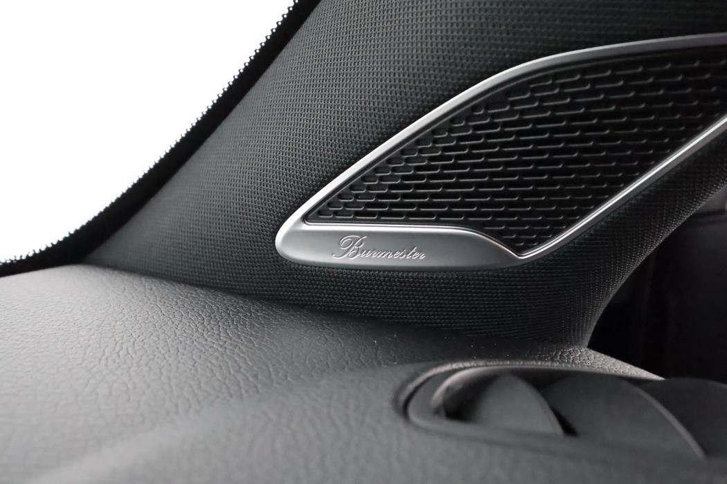 Mercedes-Benz EQB 2025