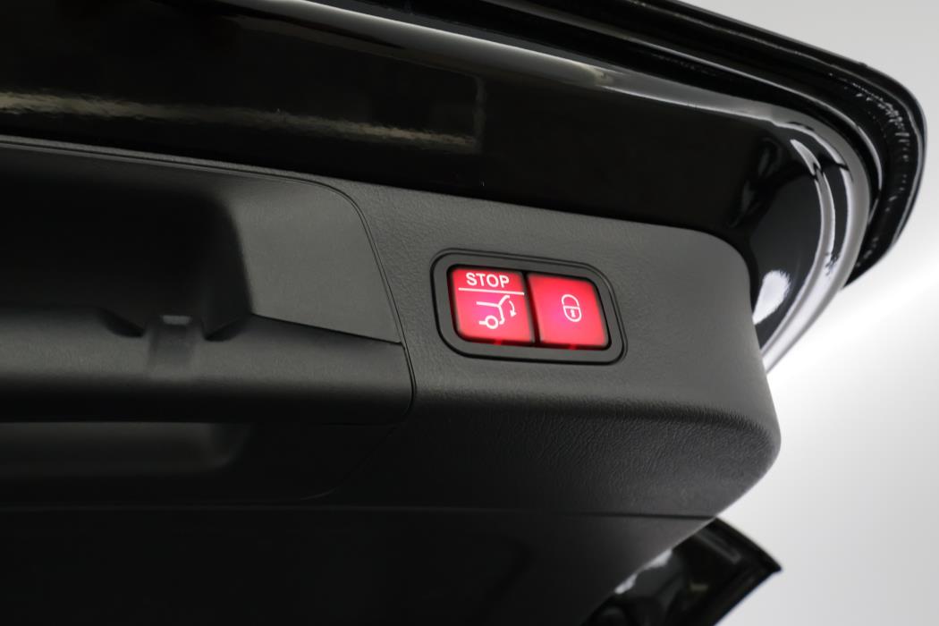 Mercedes-Benz EQB 2025