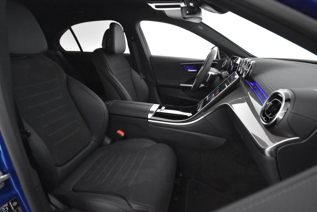 Mercedes-Benz C 2025