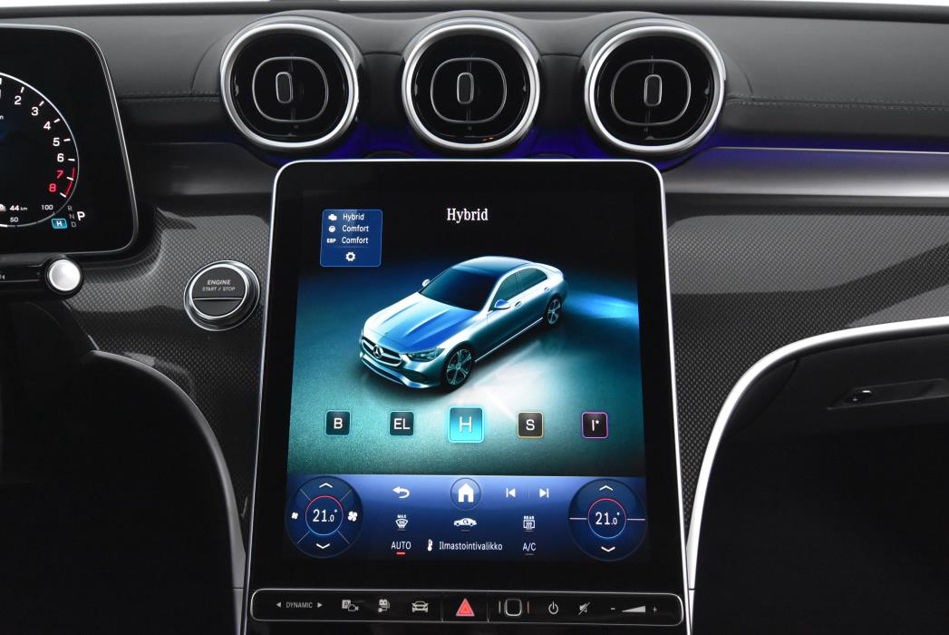 Mercedes-Benz C 2025