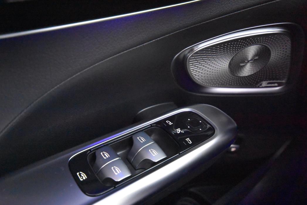 Mercedes-Benz C 2025