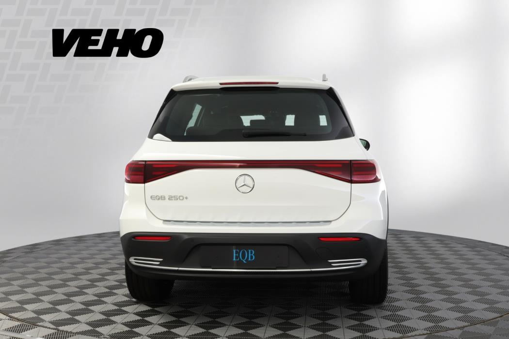 Mercedes-Benz EQB 2025