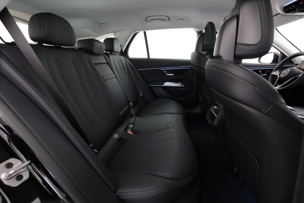 Mercedes-Benz E 2026