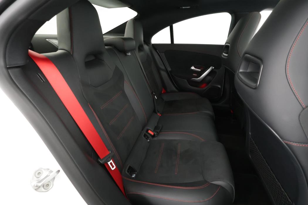 MERCEDES-BENZ CLA 45 AMG 2021