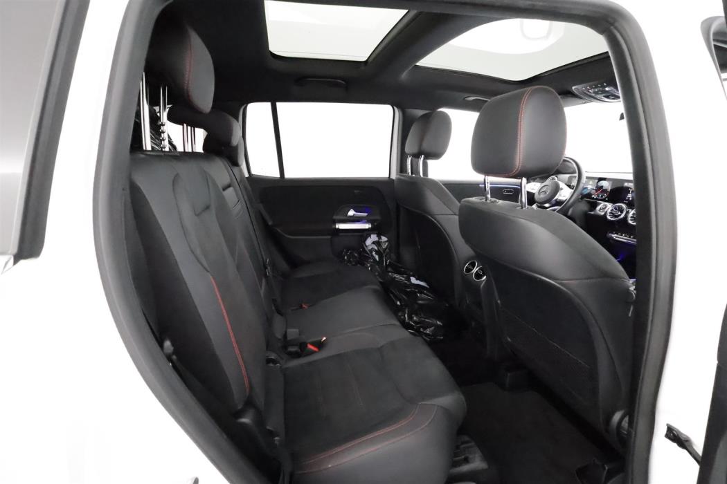 Mercedes-Benz GLB 2021