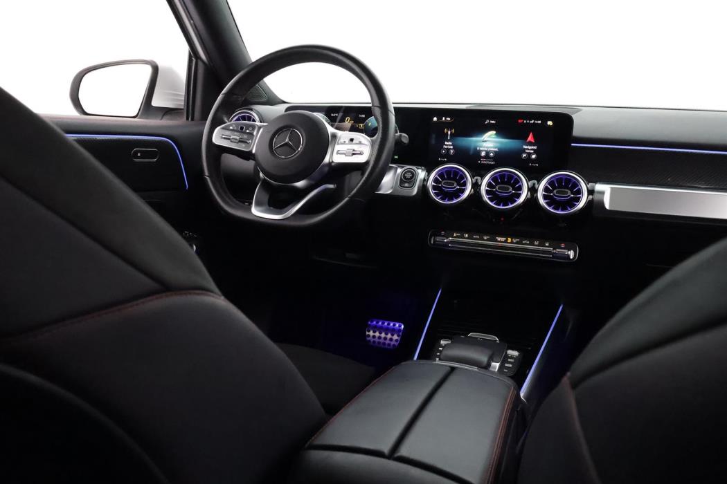 Mercedes-Benz GLB 2021