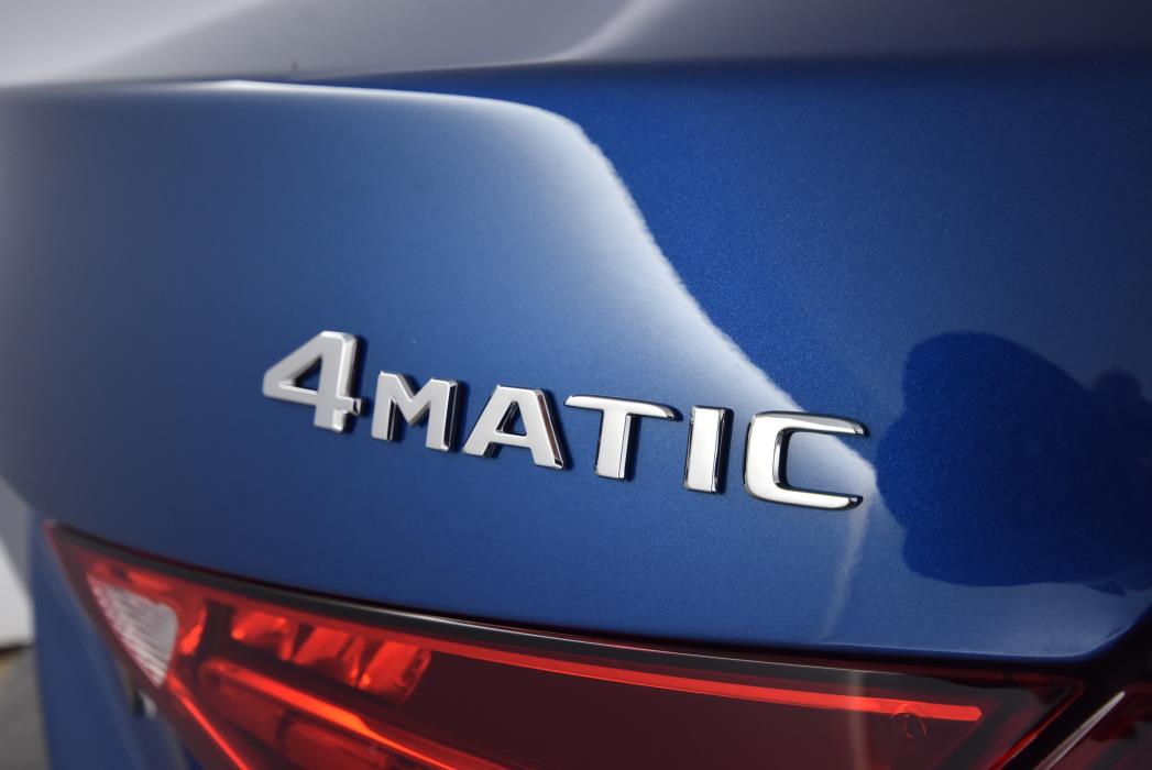 Mercedes-Benz C 2025