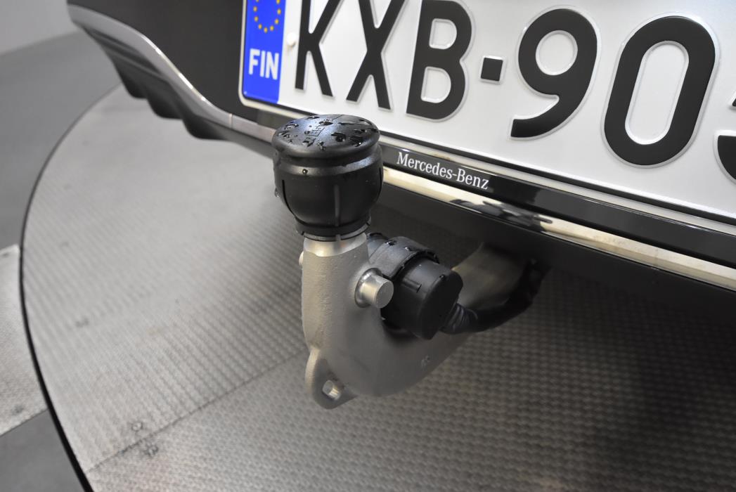 Mercedes-Benz EQA 2025