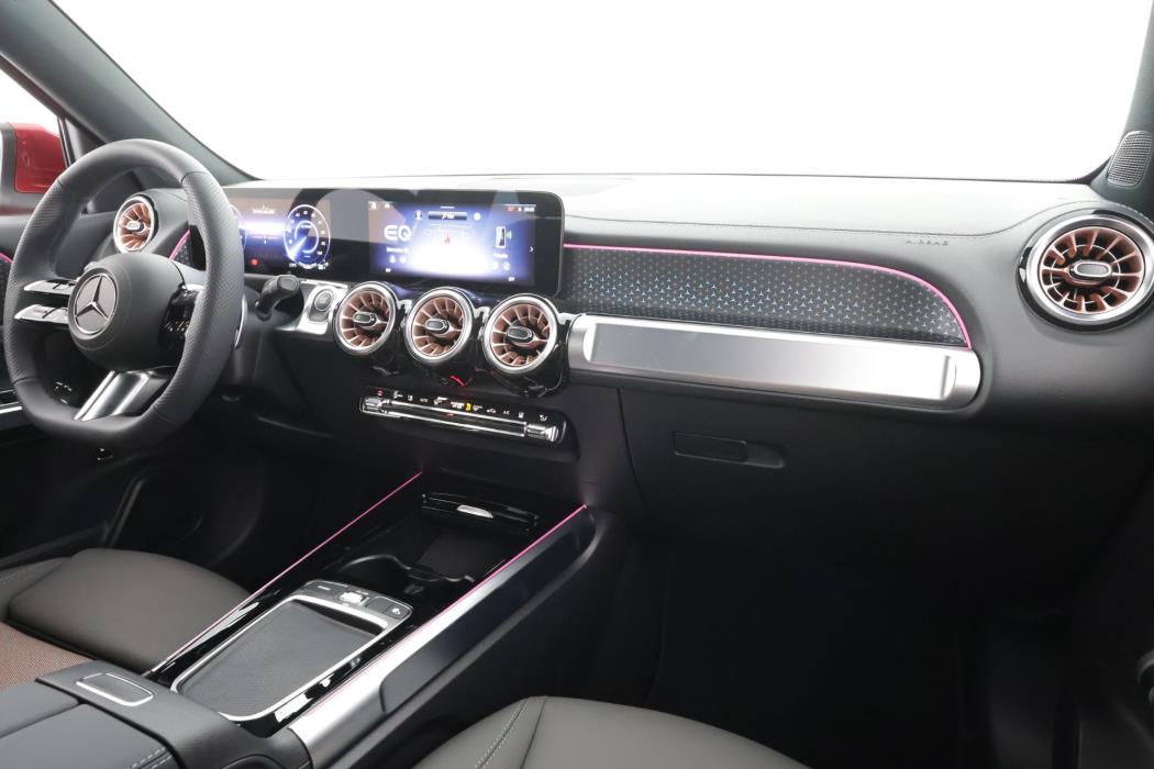 Mercedes-Benz EQB 2025