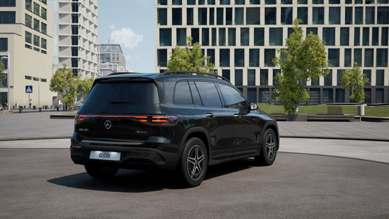 Mercedes-Benz EQB 2025
