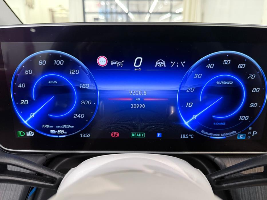 Mercedes-Benz EQE SUV 2023
