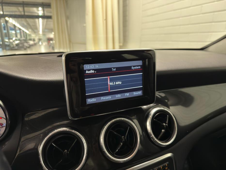 Mercedes-Benz CLA 2013