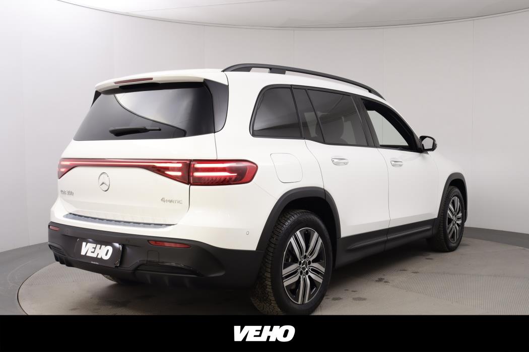 Mercedes-Benz EQB 2025