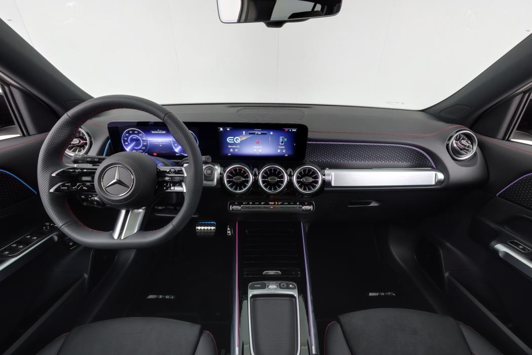 Mercedes-Benz EQB 2025