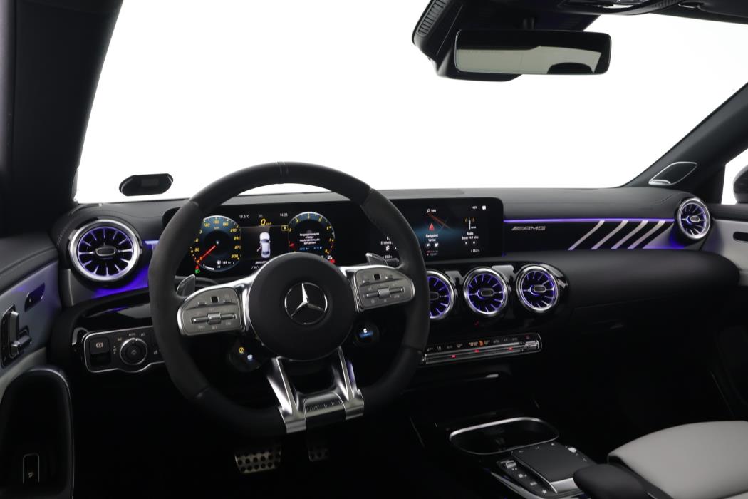 Mercedes-Benz CLA 45 AMG 2023