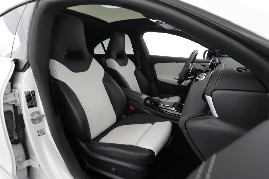 Mercedes-Benz CLA 45 AMG 2023