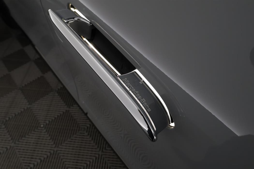 Mercedes-Benz EQE 2023