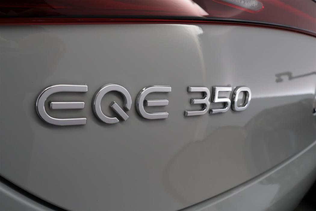 Mercedes-Benz EQE 2023