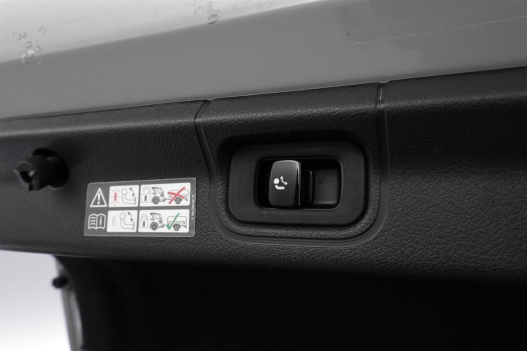 Mercedes-Benz EQE 2023