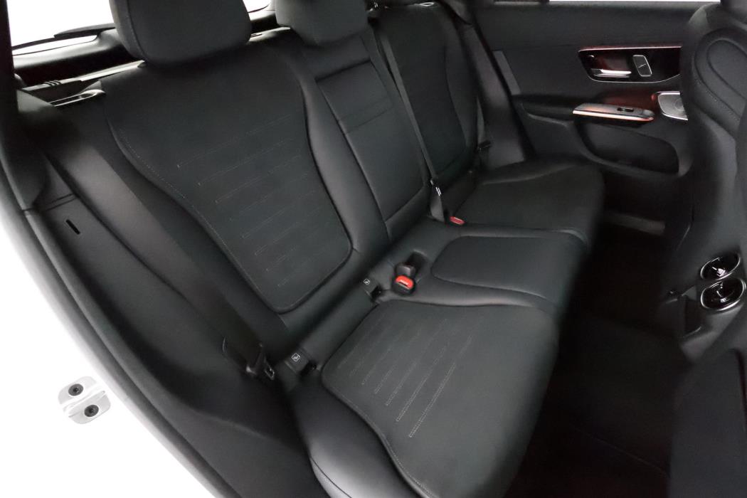 Mercedes-Benz GLC 2023