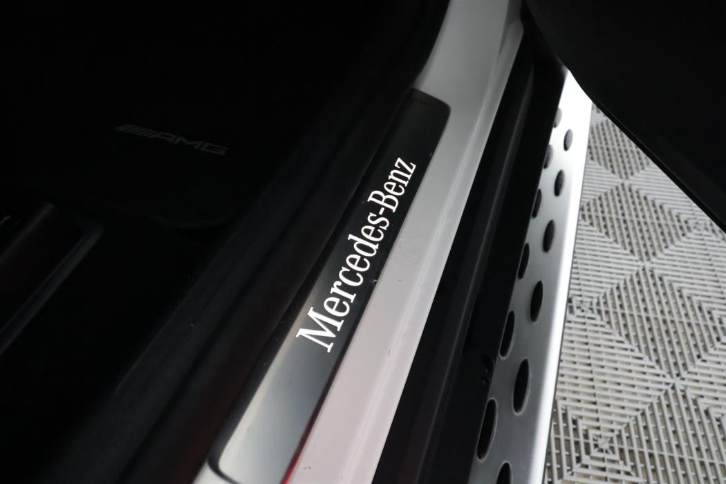 Mercedes-Benz GLC 2023