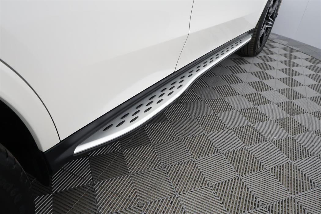 Mercedes-Benz GLC 2023