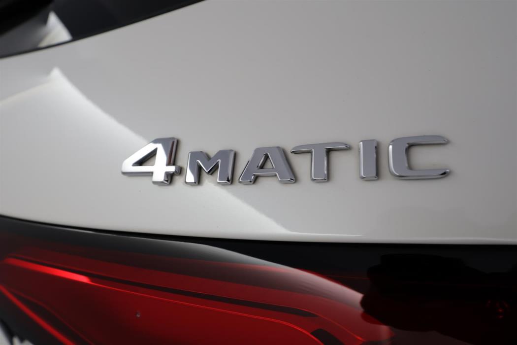 Mercedes-Benz GLC 2023