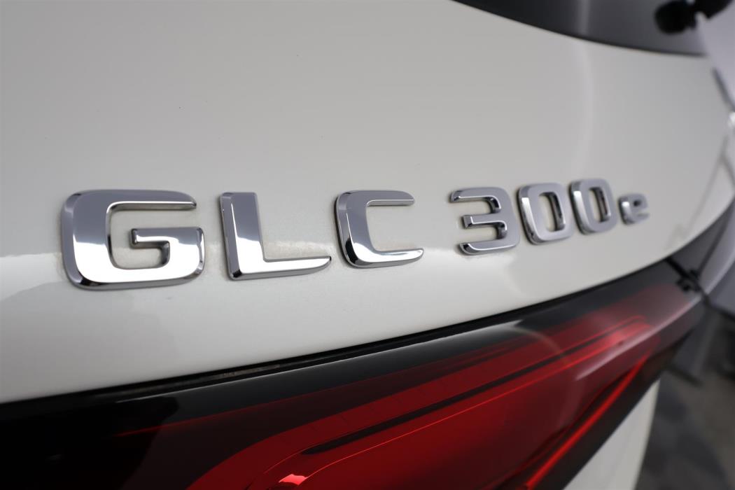 Mercedes-Benz GLC 2023