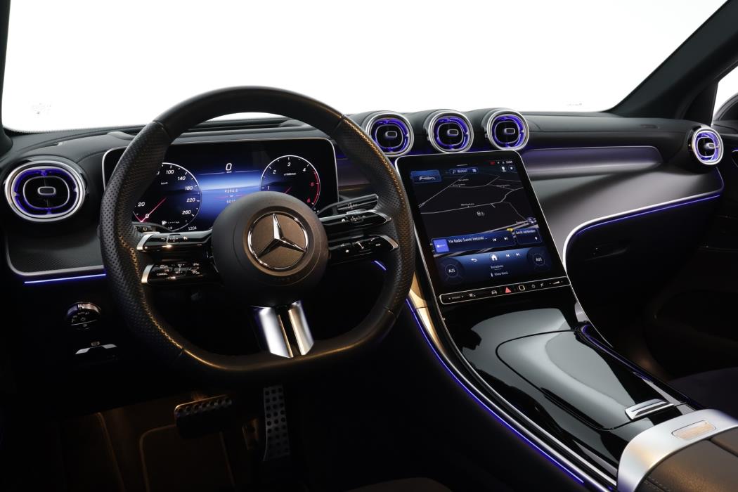 Mercedes-Benz GLC 2023