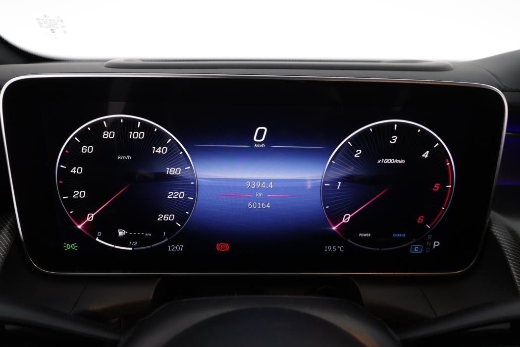 Mercedes-Benz GLC 2023