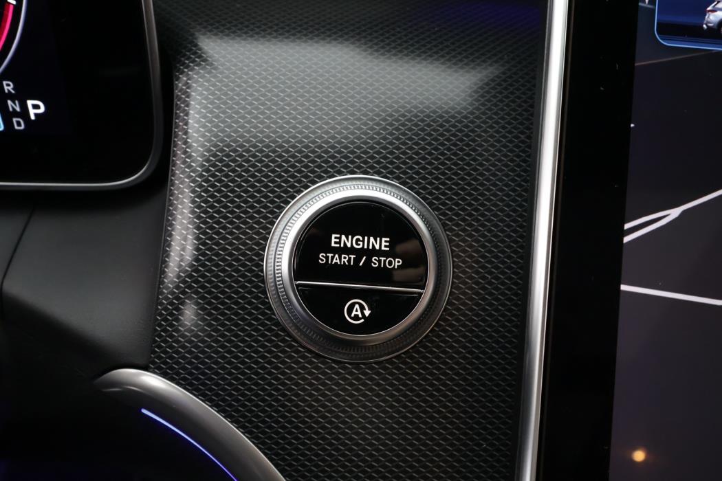 Mercedes-Benz GLC 2023