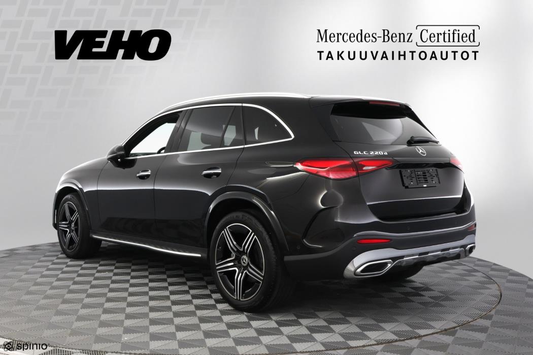 Mercedes-Benz GLC 2023