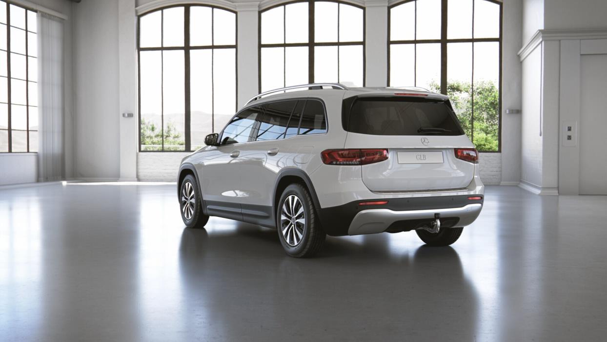 Mercedes-Benz GLB 2023