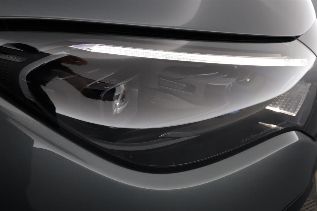 MERCEDES-BENZ EQE 2023