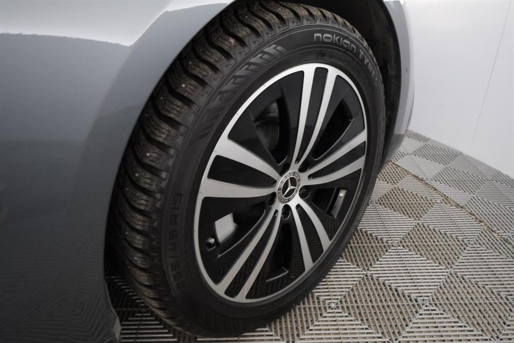 MERCEDES-BENZ EQE 2023