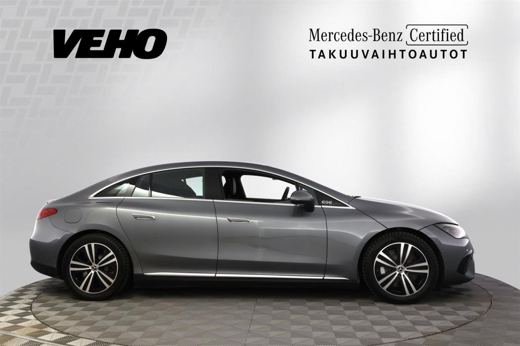 MERCEDES-BENZ EQE 2023