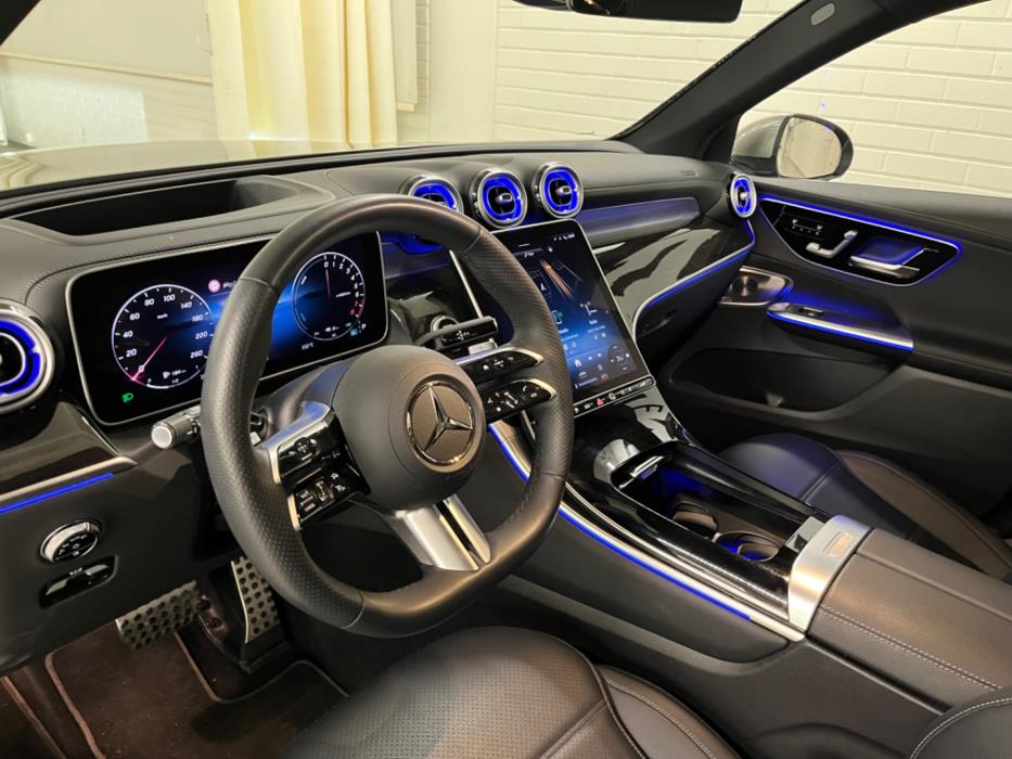 Mercedes-Benz GLC 2025