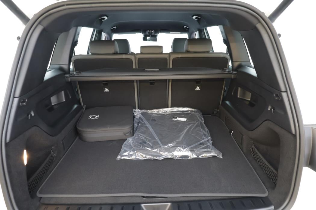 Mercedes-Benz EQB 2025