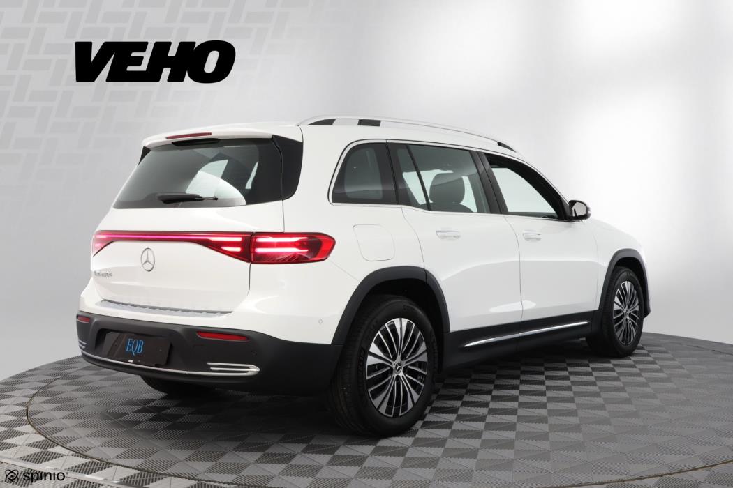 Mercedes-Benz EQB 2025