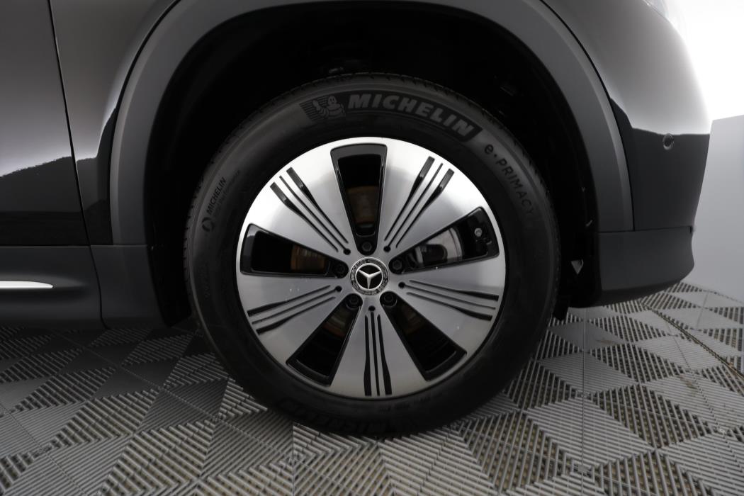 Mercedes-Benz EQB 2024