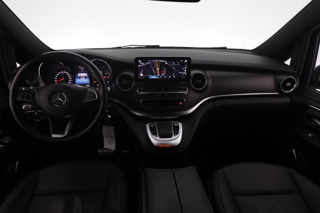 Mercedes-Benz V 2021