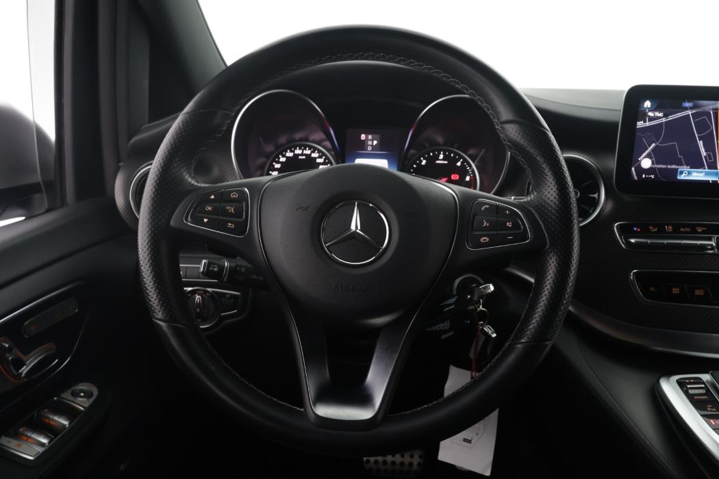 Mercedes-Benz V 2021