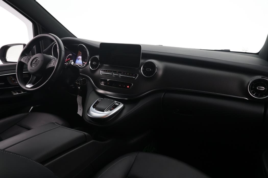 Mercedes-Benz V 2021